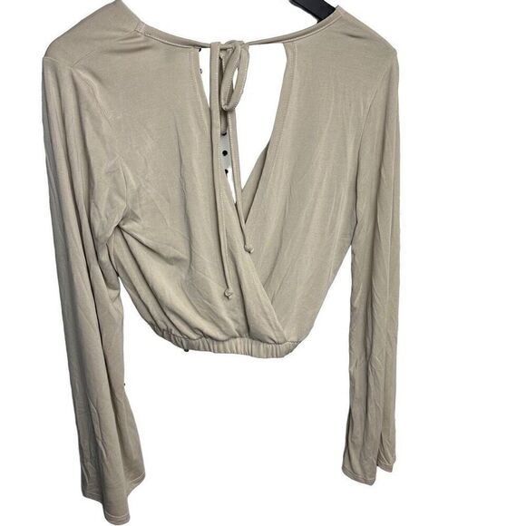 Lulus Tan Bell Sleeve Tie Back Crossover Cropped Top Size Small - Picture 4 of 4